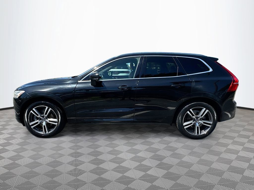 Used 2018 Volvo XC60 T6 Momentum w/ Vision Package AWD/4WD image 9