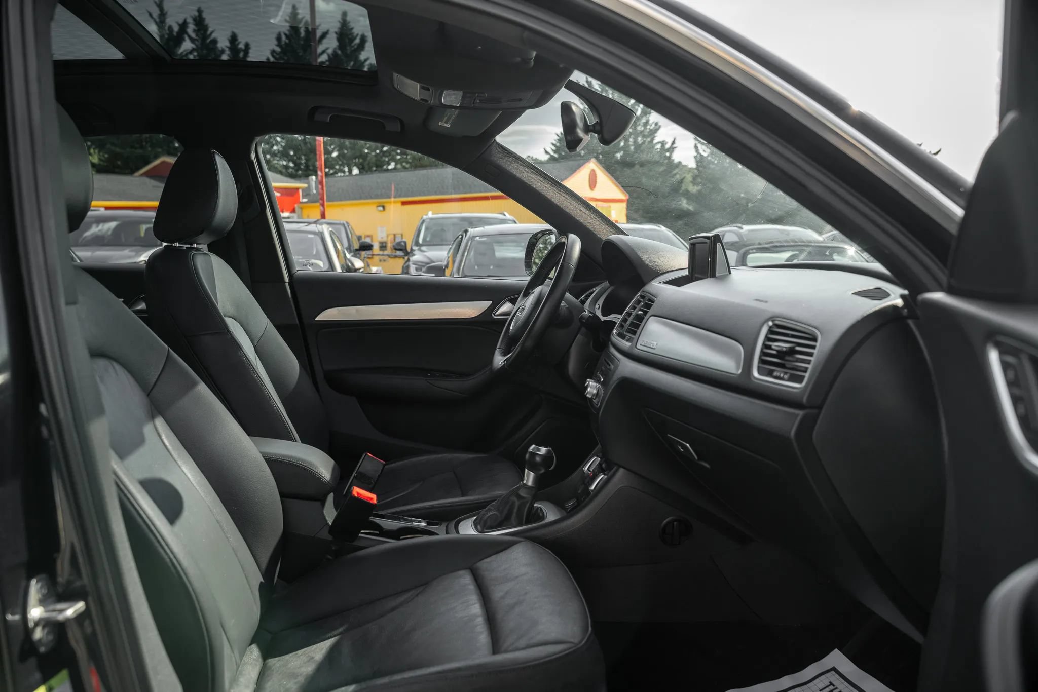 Used 2015 Audi Q3 2.0T Premium Plus w/ Driver Assistance Package AWD/4WD image 12