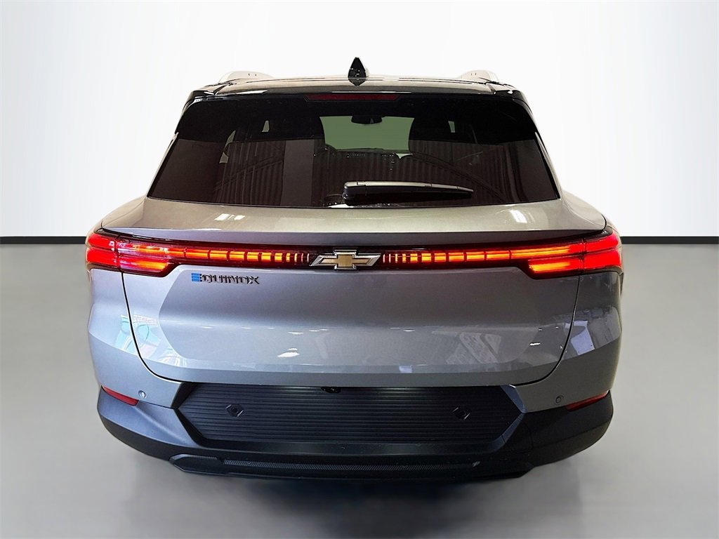 New 2026 Chevrolet Equinox EV LT image 7