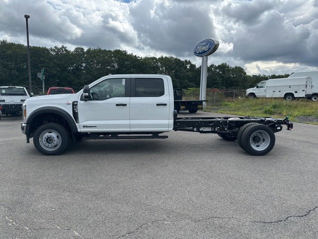 New 2026 Ford F550 4x4 Crew Cab image 4