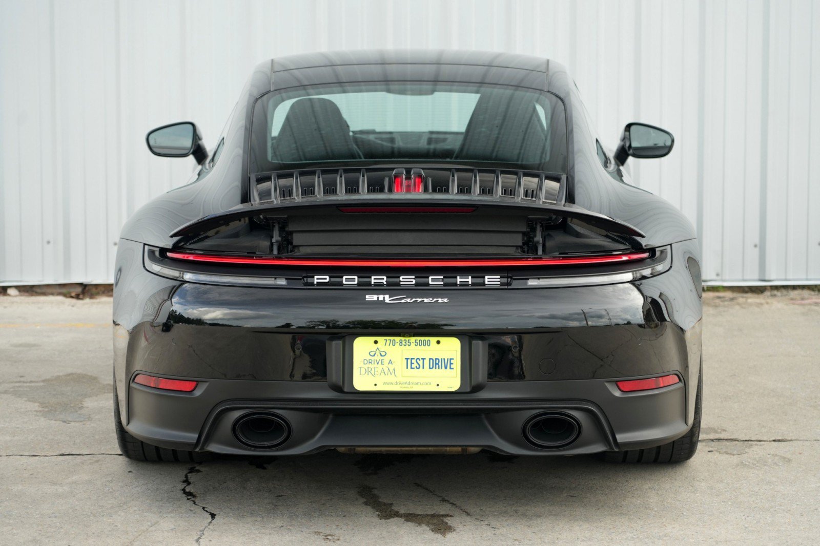 Used 2025 Porsche 911 Carrera RWD image 48
