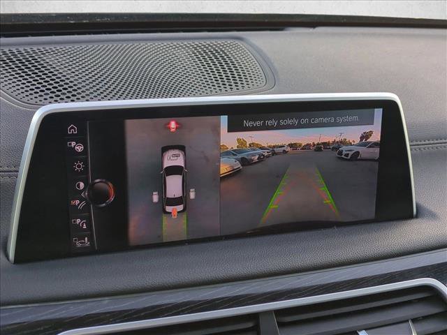 Used 2017 BMW 740i image 14