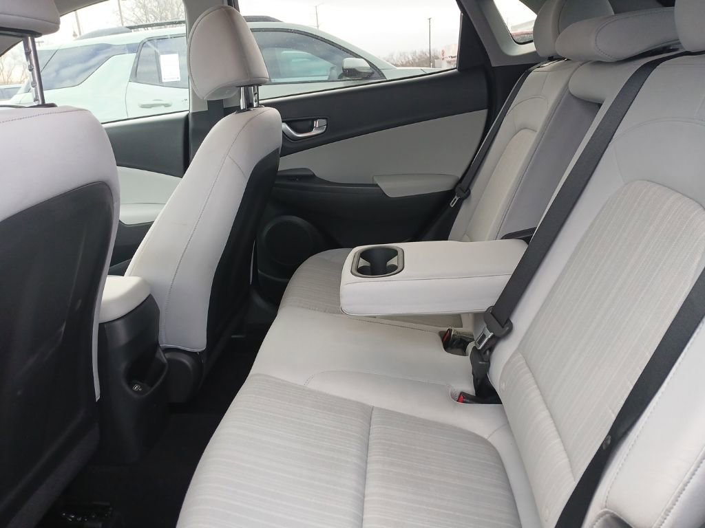 Used 2023 Hyundai Kona SEL w/ Convenience Package image 25