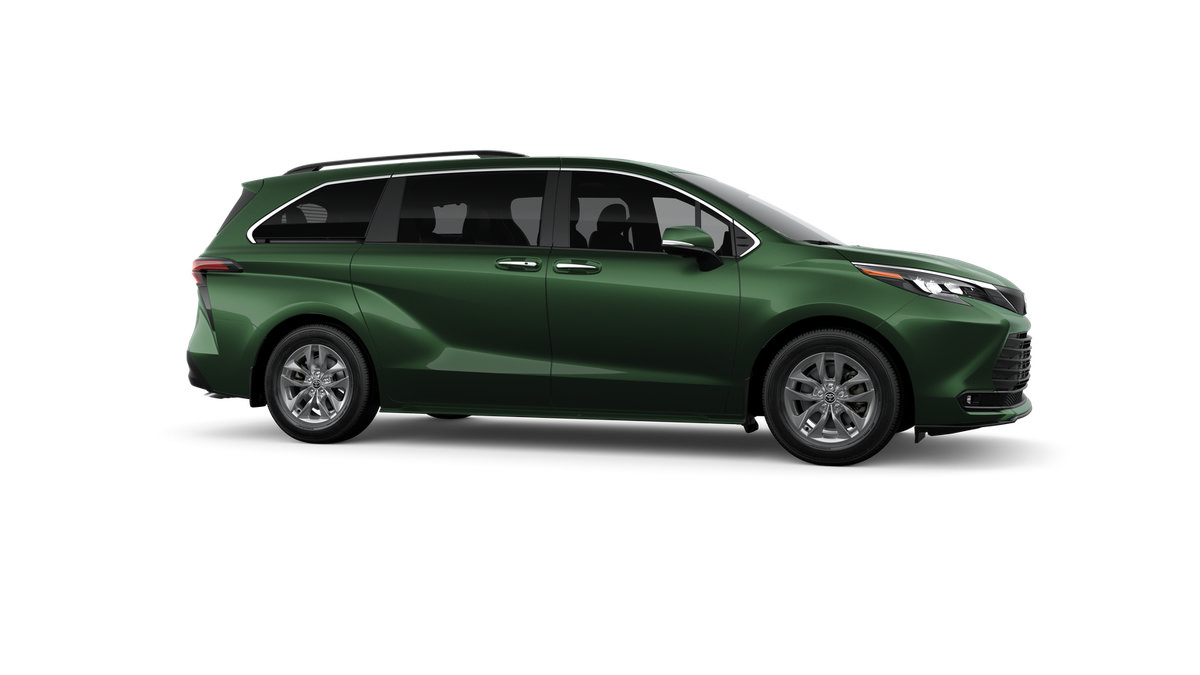 New 2026 Toyota Sienna XLE FWD image 13