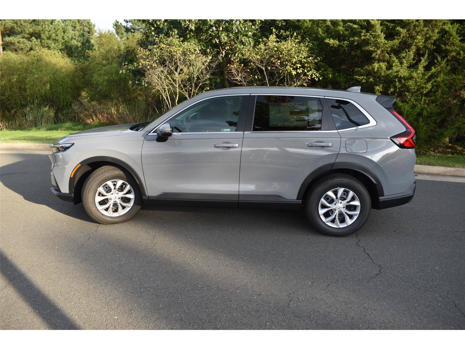 New 2027 Honda CR-V LX image 4