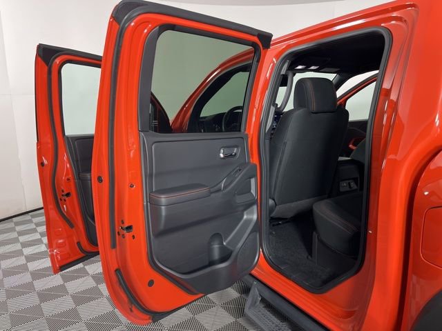 Used 2025 Nissan Frontier Pro-X w/ Pro Convenience Package image 40