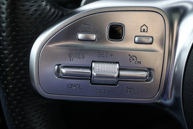 Used 2022 Mercedes-Benz GLC 300 4MATIC w/ AMG Line image 11