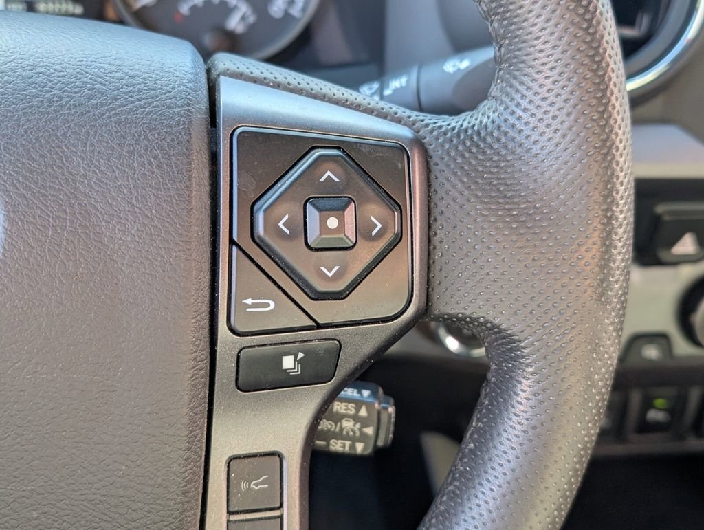 Used 2022 Toyota Tacoma TRD Sport image 29