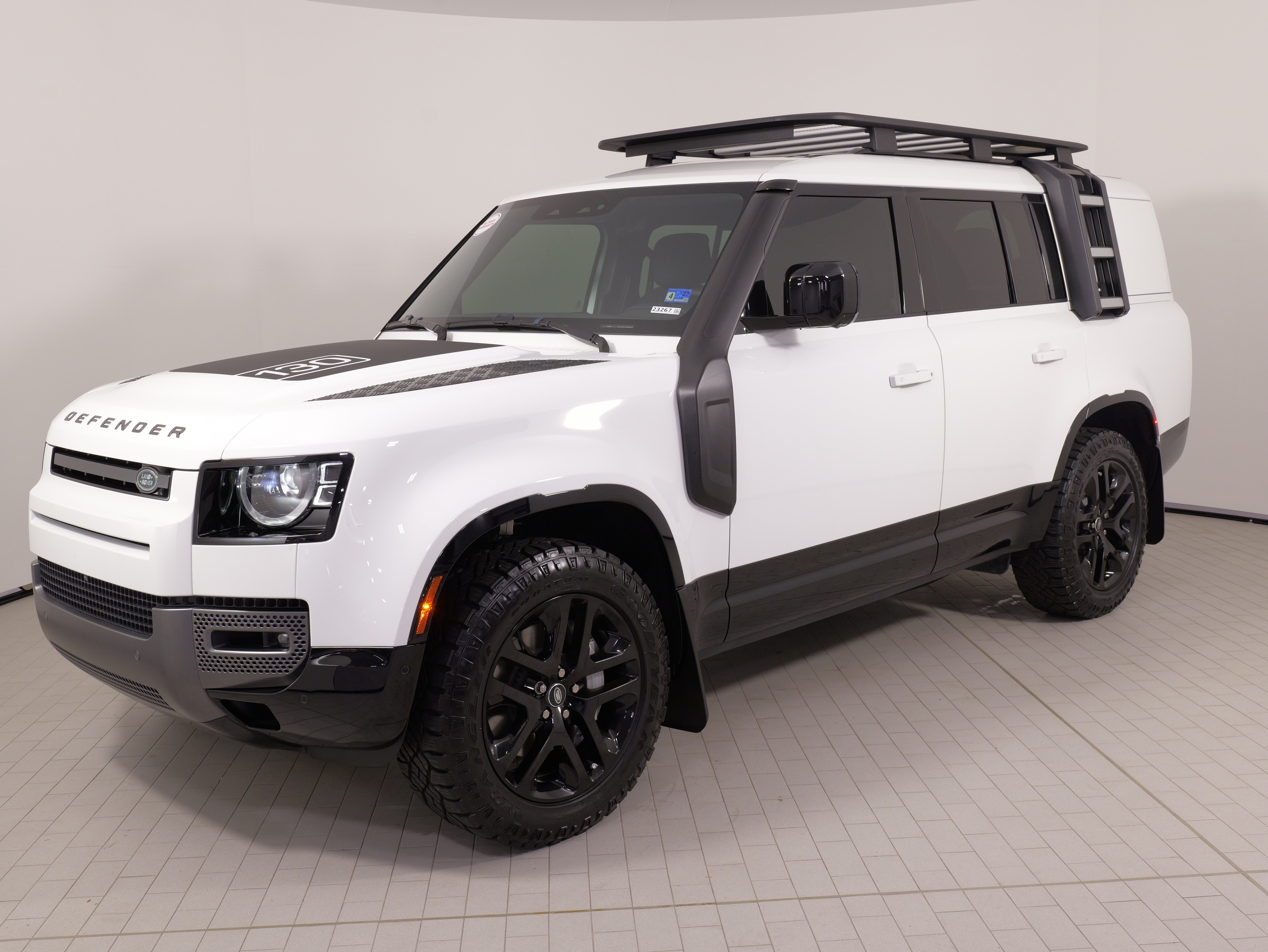 Used 2024 Land Rover Defender 130 Outbound AWD/4WD image 3