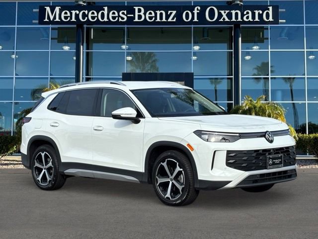 Used 2025 Volkswagen Tiguan SE