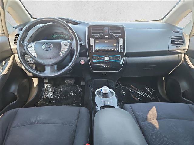 Used 2017 Nissan Leaf SV FWD image 15