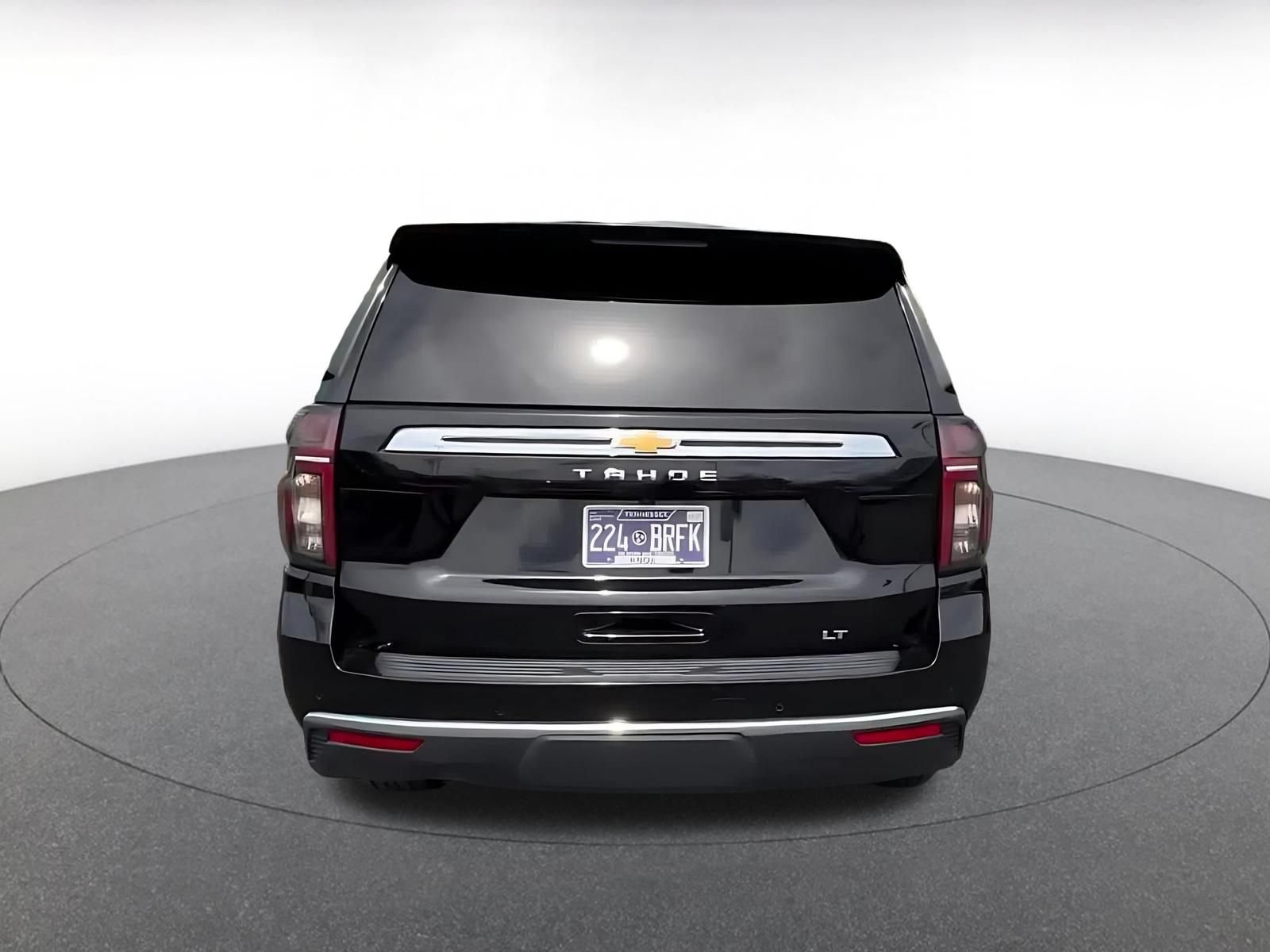 Used 2023 Chevrolet Tahoe LT w/ Luxury Package AWD/4WD image 7
