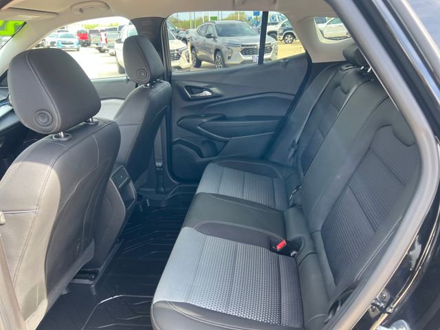 Used 2025 Chevrolet Trax LT w/ Driver Confidence Package FWD image 13