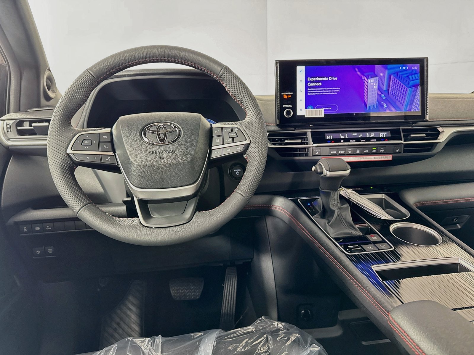 New 2026 Toyota Sienna XSE AWD/4WD image 16