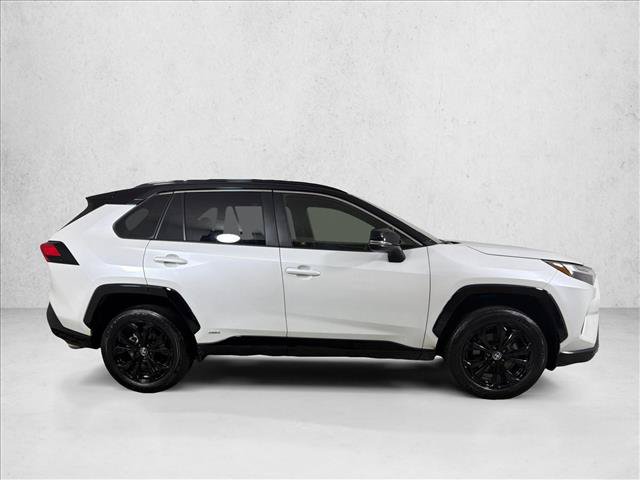 Used 2023 Toyota RAV4 XSE AWD/4WD image 3
