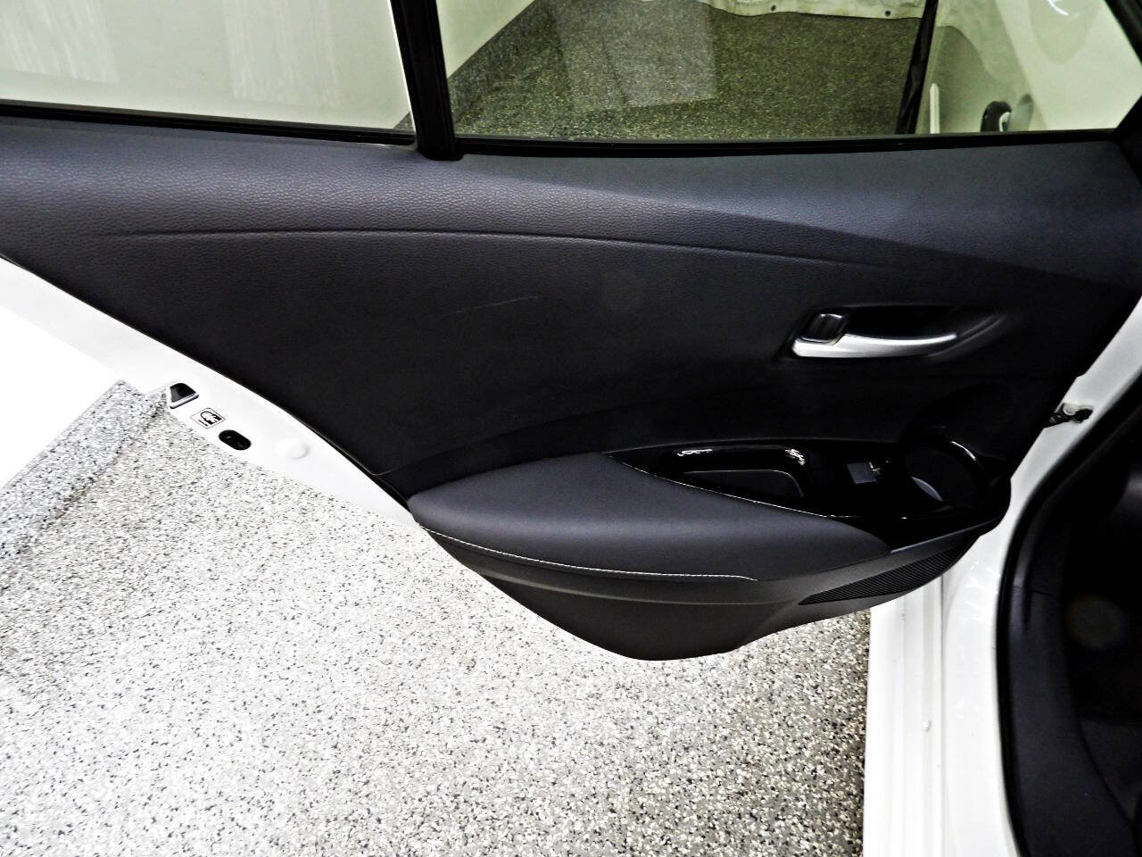 Used 2019 Toyota Corolla XSE FWD image 9