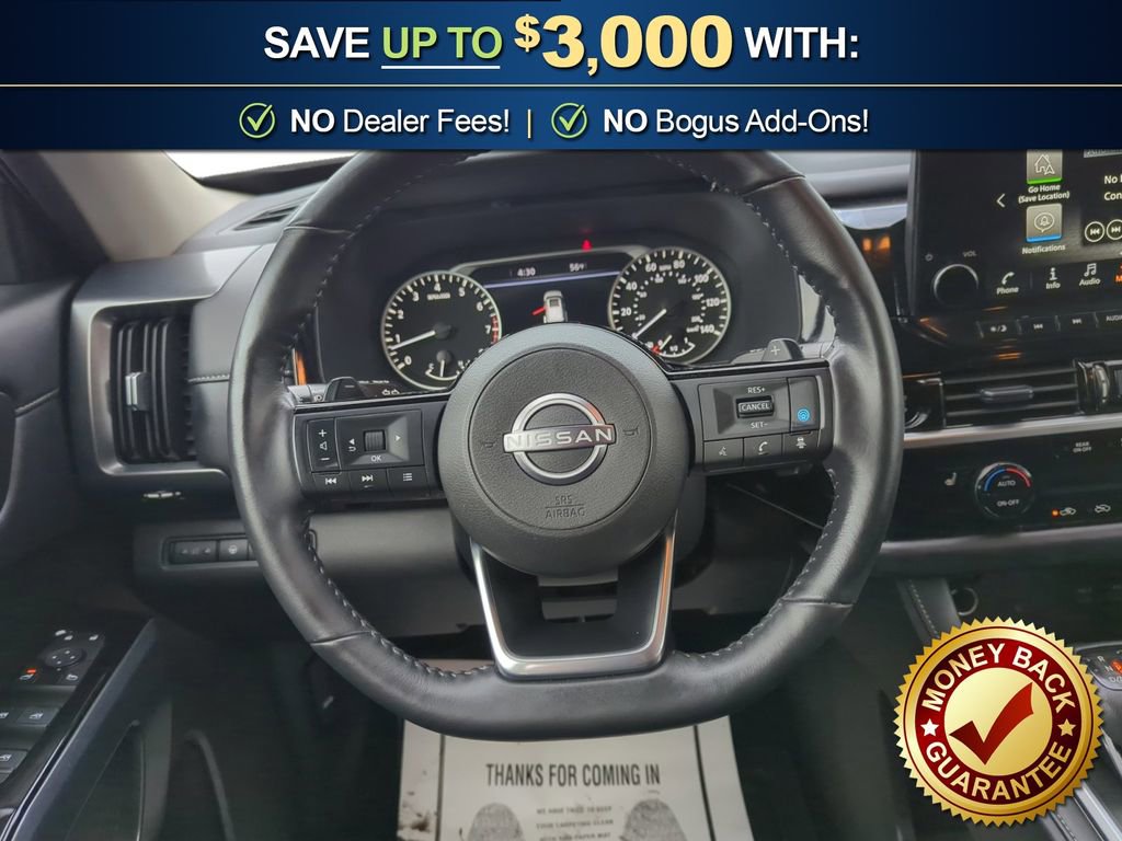 Used 2025 Nissan Pathfinder SL image 18