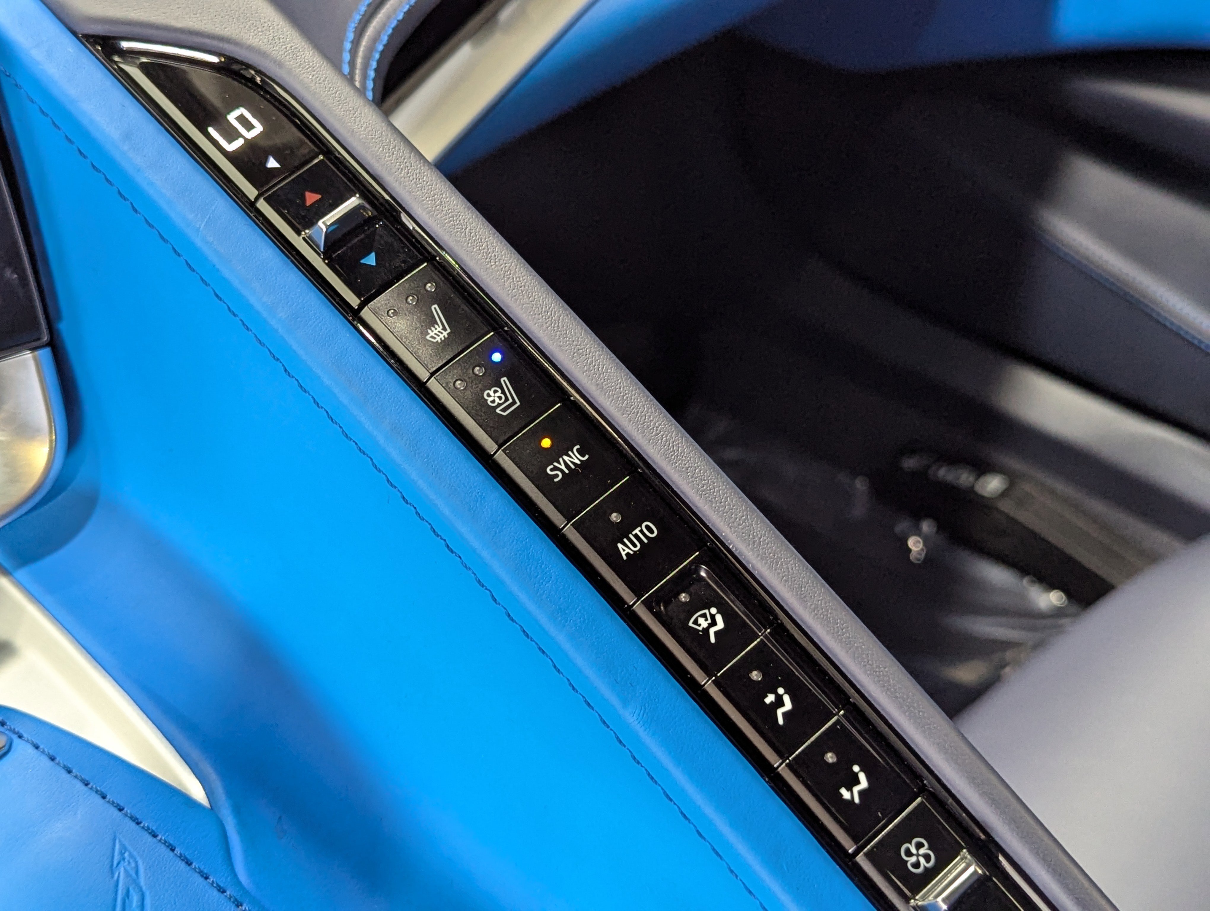 Used 2024 Chevrolet Corvette E-Ray w/ ZER Performance Package image 31