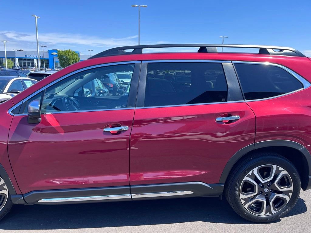 Used 2023 Subaru Ascent Touring AWD/4WD image 9