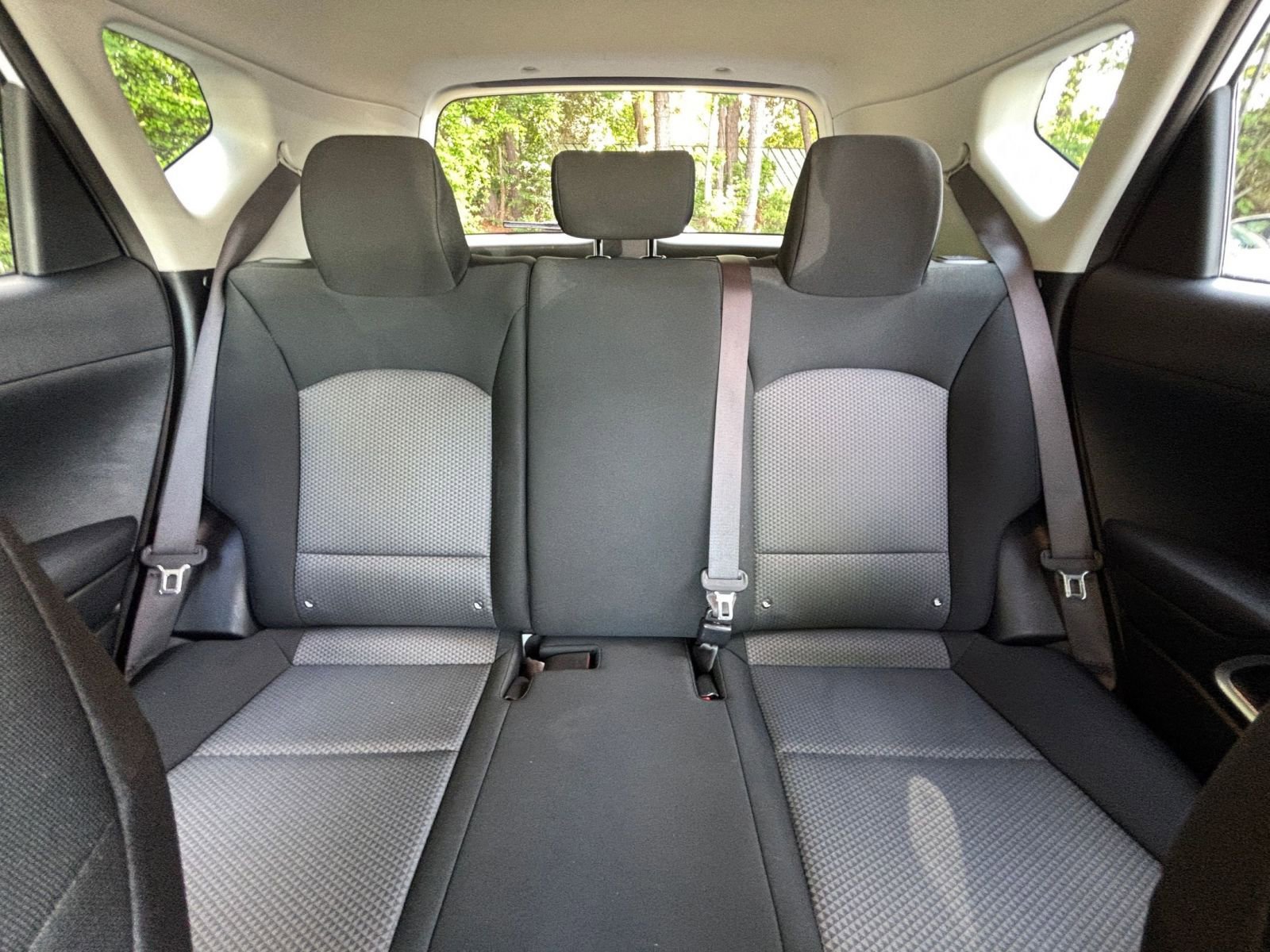 Used 2025 Kia Soul LX w/ LX Technology Package FWD image 38