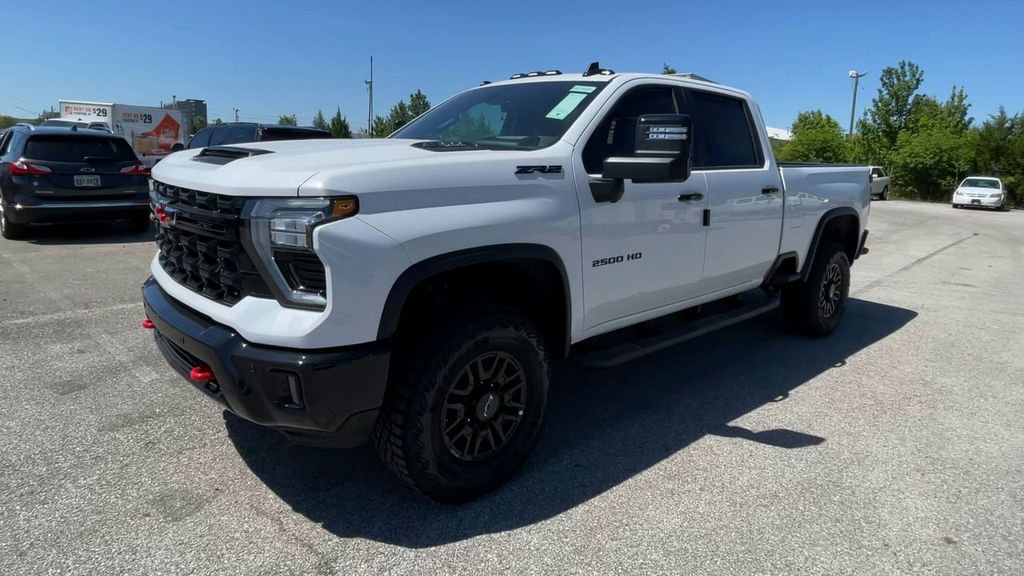 New 2026 Chevrolet Silverado 2500 ZR2 w/ LPO, Dark Essentials Package AWD/4WD image 6