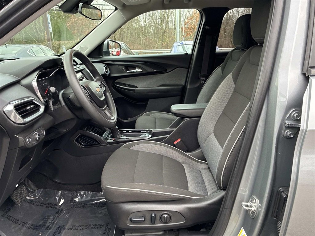 Used 2023 Chevrolet TrailBlazer LT image 21