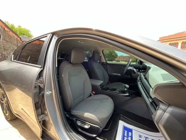 Used 2025 Kia K4 FWD image 22