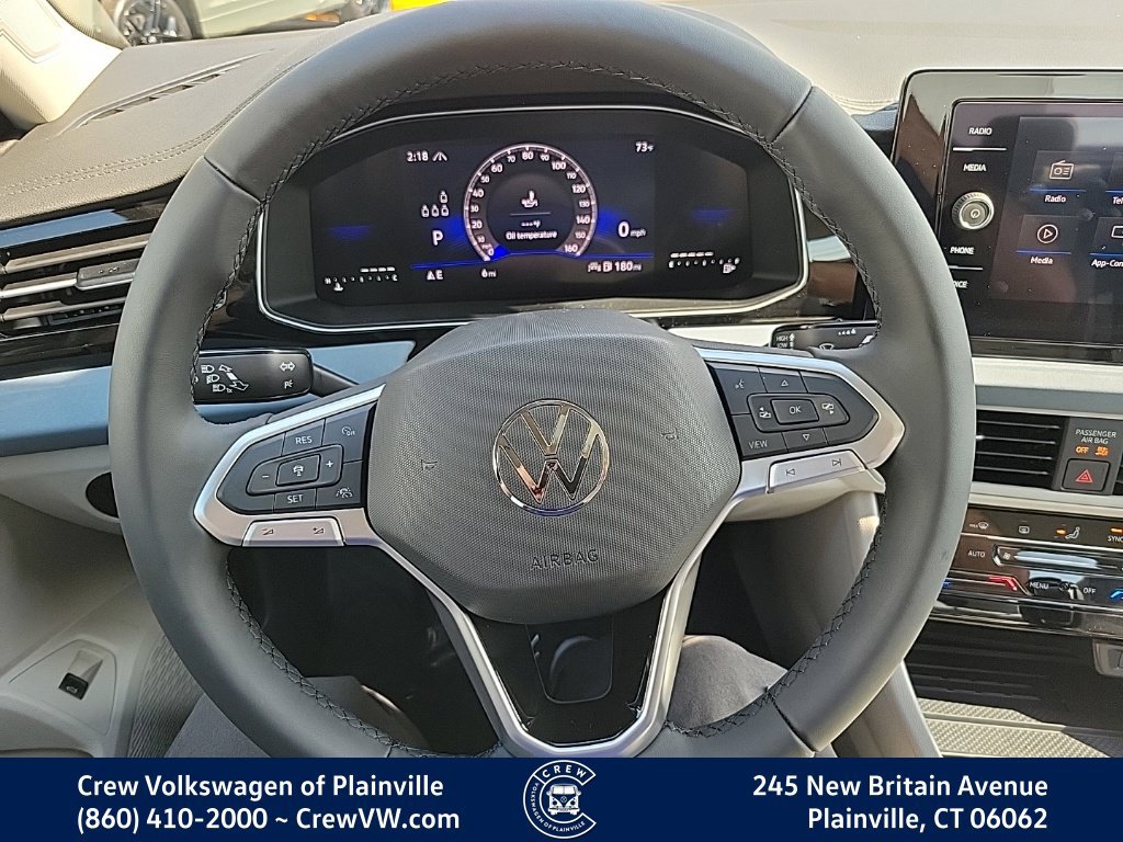 New 2027 Volkswagen Jetta SE FWD image 5