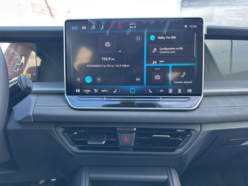 New 2026 Volkswagen Tiguan SE image 16