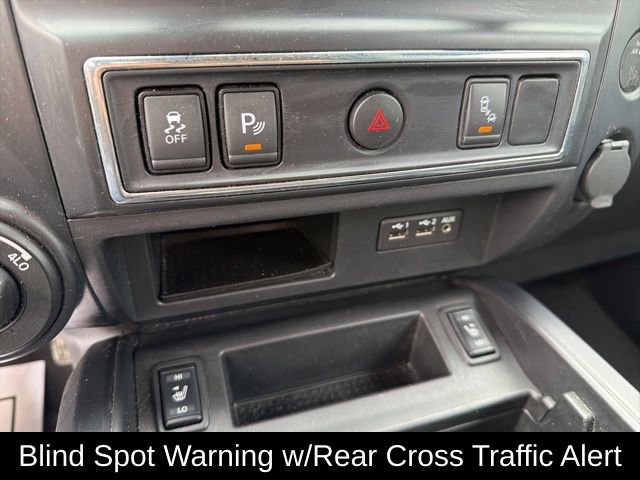 Used 2019 Nissan Titan SV w/ SV Convenience Package AWD/4WD image 28