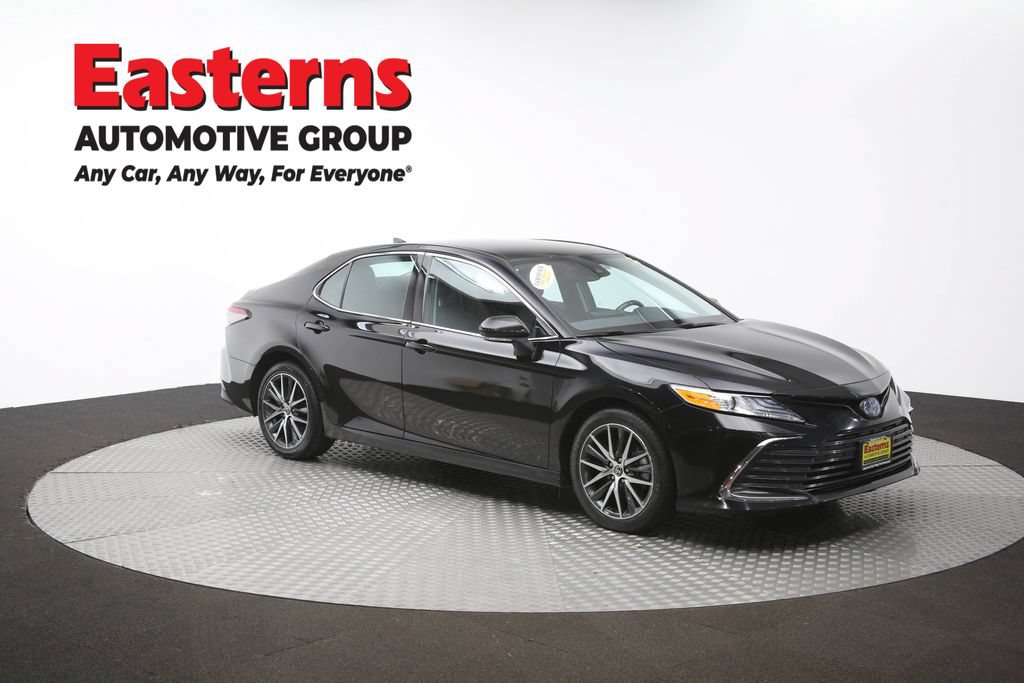 Used 2022 Toyota Camry XLE FWD image 48
