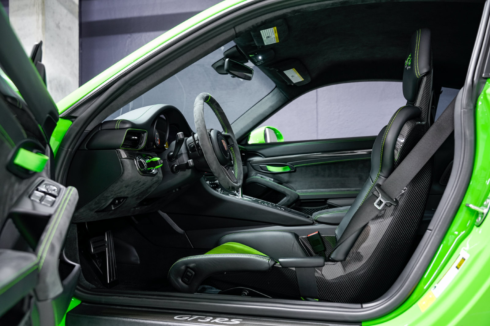 Used 2019 Porsche 911 GT3 RS RWD image 19