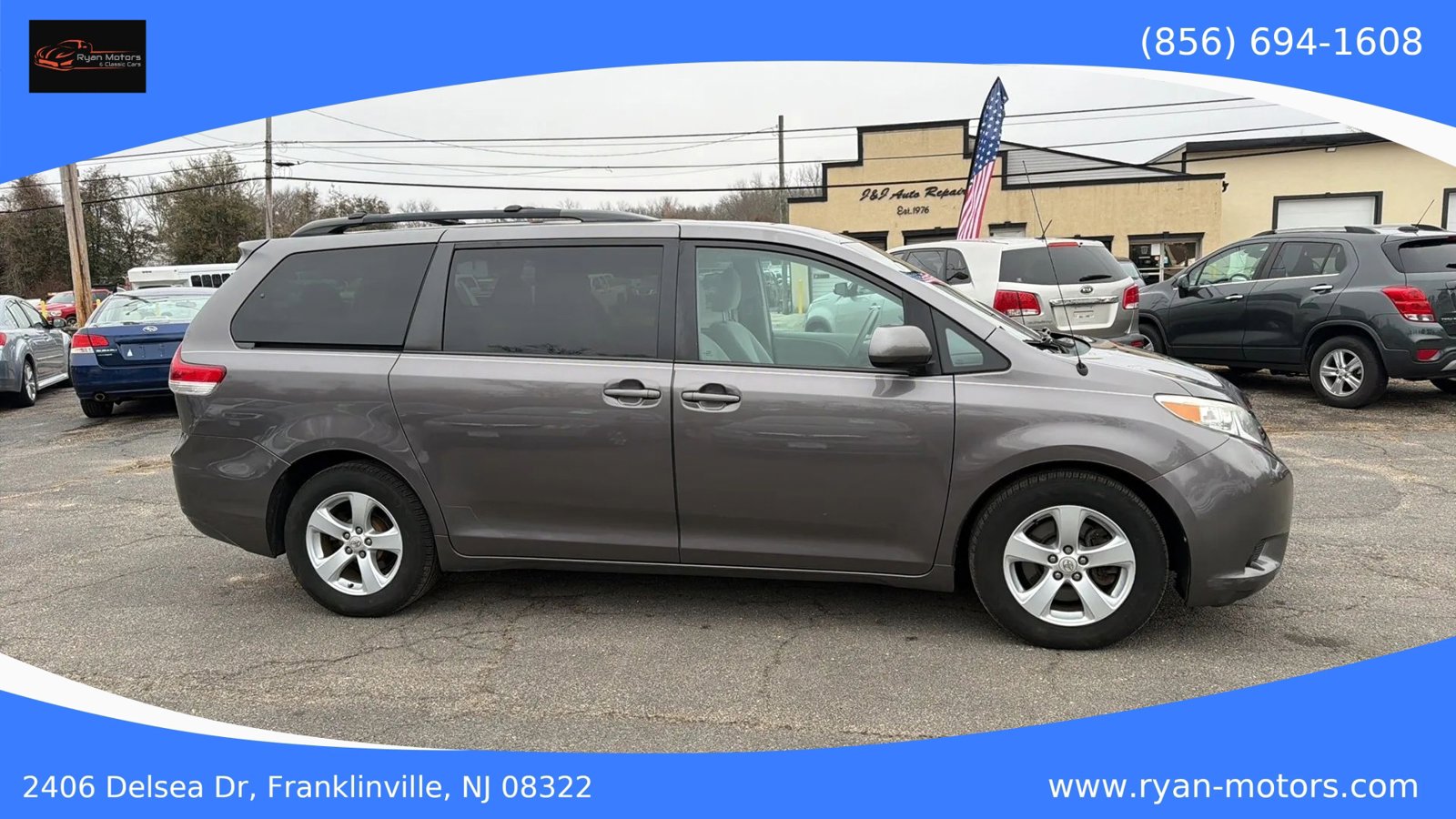 Used 2012 Toyota Sienna LE image 5