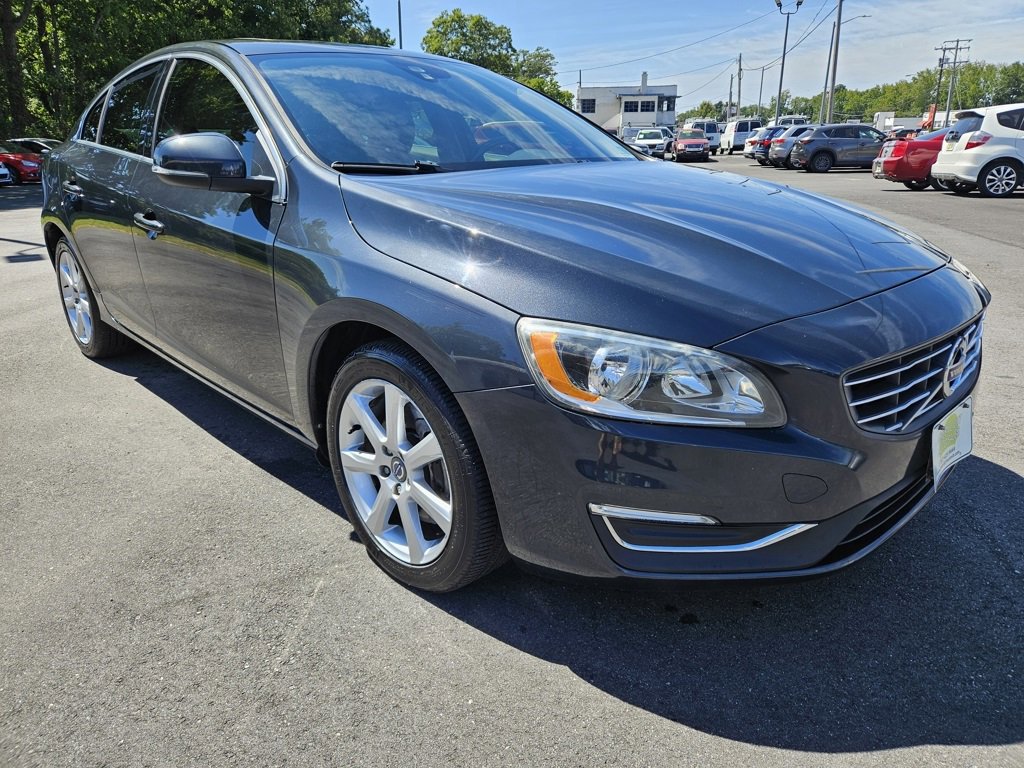 Used 2016 Volvo S60 T5 Premier image 3