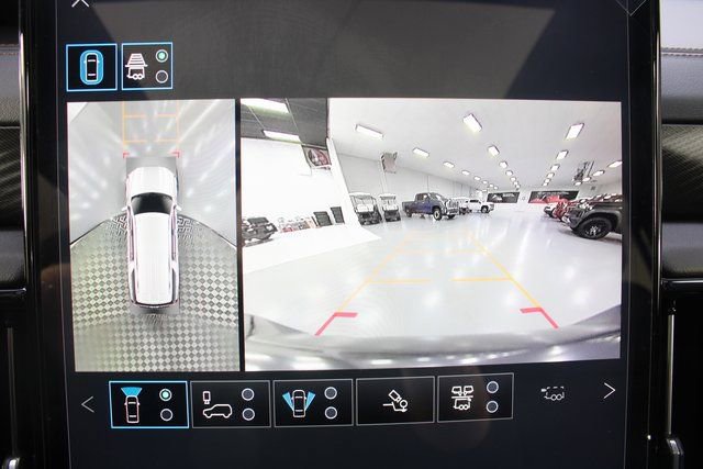 New 2026 GMC Yukon XL AT4 w/ AT4 Premium Plus Package image 4