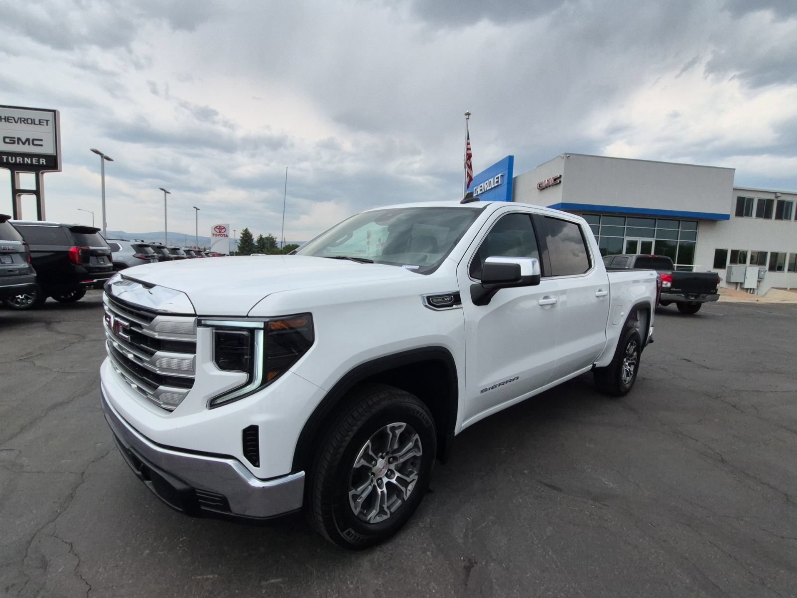 New 2026 GMC Sierra 1500 SLE AWD/4WD image 7