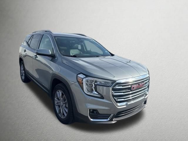 Used 2024 GMC Terrain SLT AWD/4WD image 7