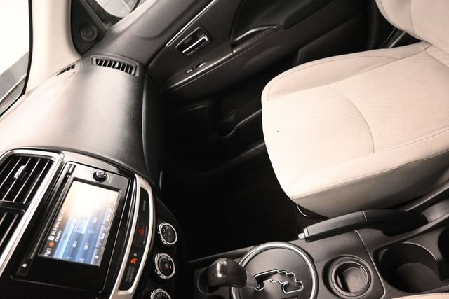 Used 2015 Mitsubishi Outlander Sport SE FWD image 15