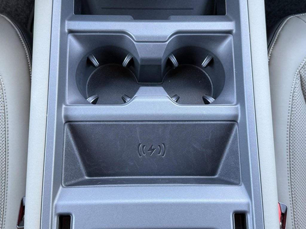 New 2026 Land Rover Defender 110 S image 22