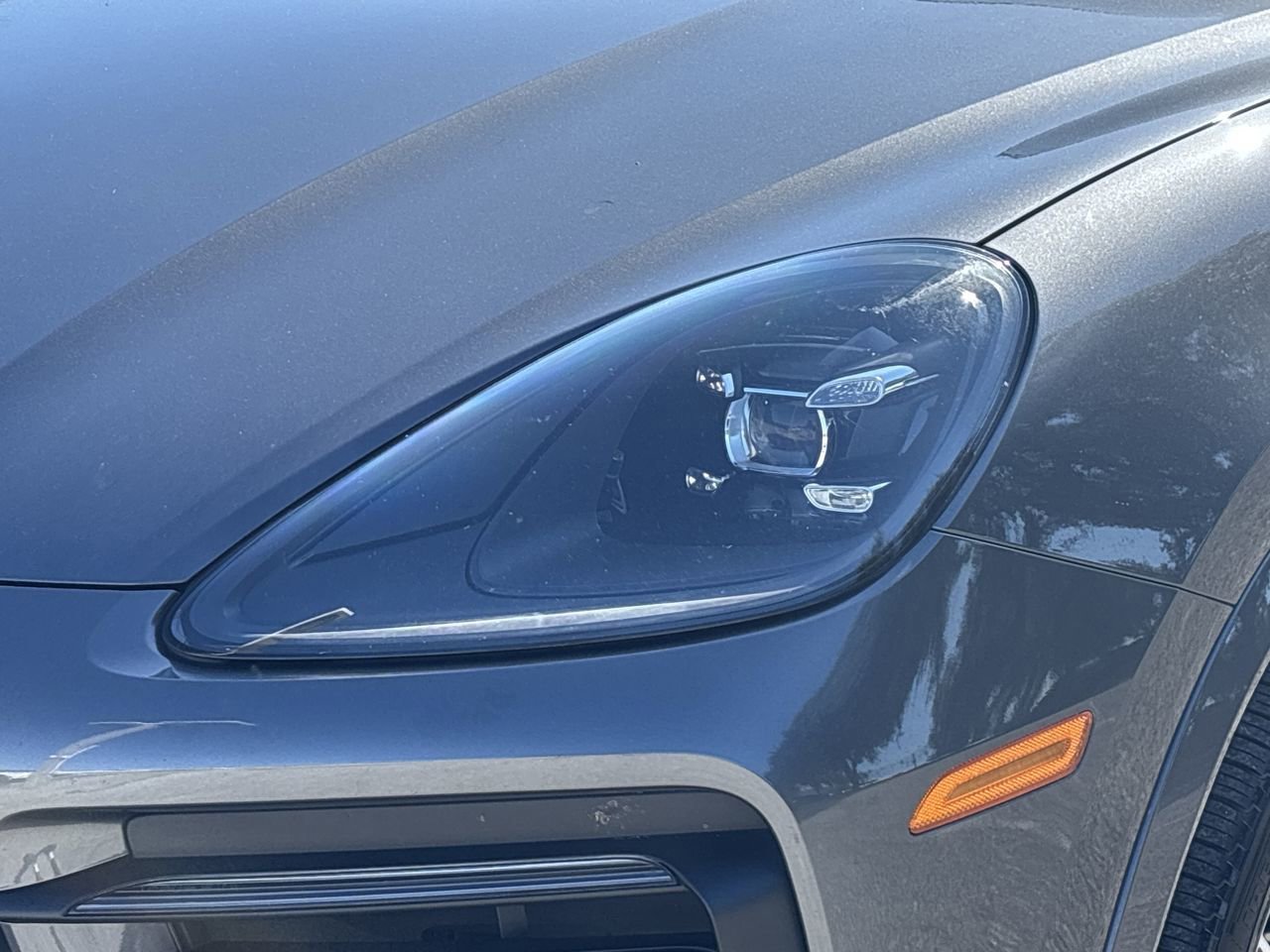 Used 2020 Porsche Cayenne image 6