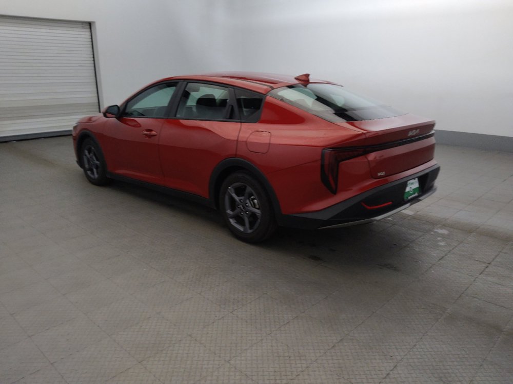 Used 2025 Kia K4 FWD image 3