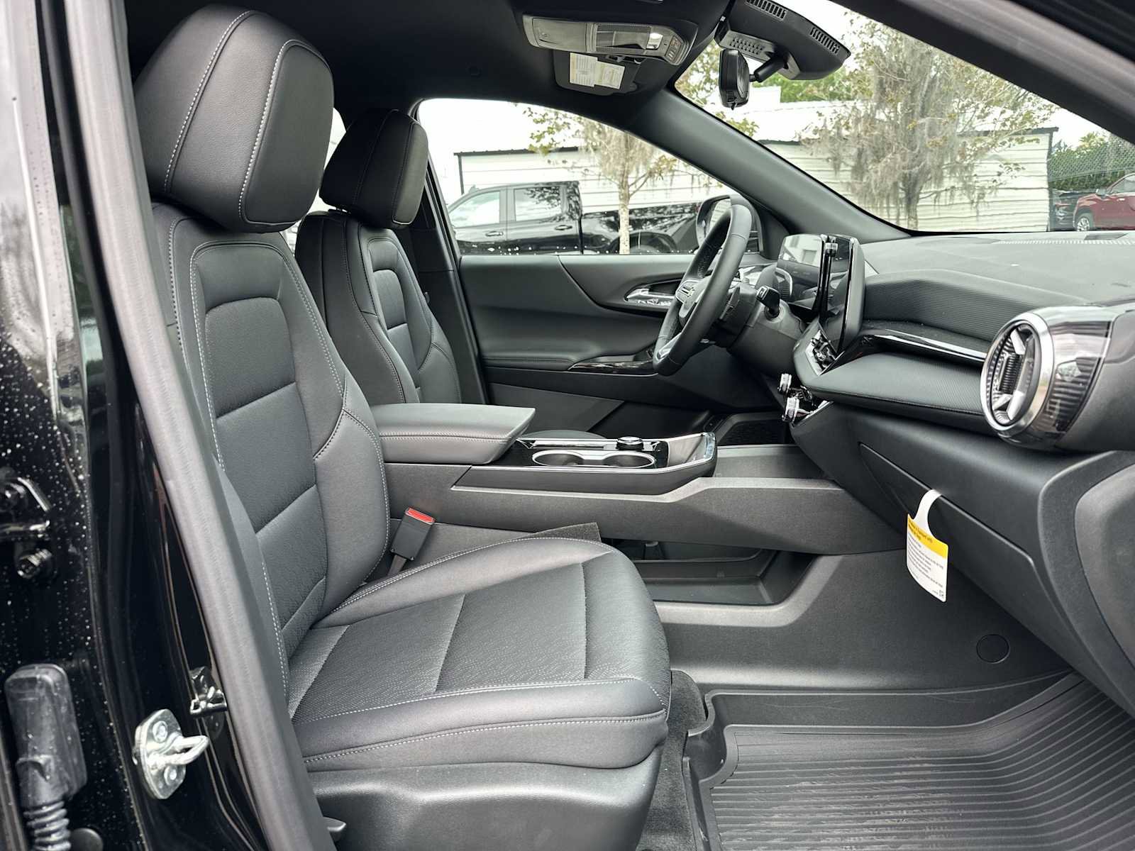 New 2026 Chevrolet Equinox LT w/ Convenience Package II image 20