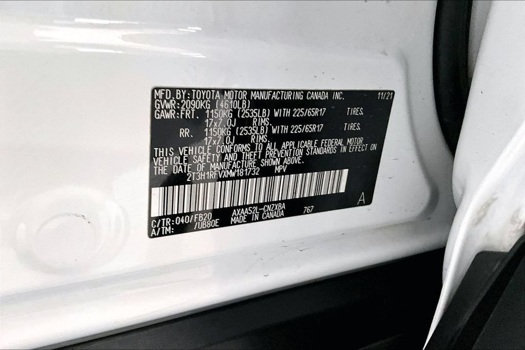 Used 2021 Toyota RAV4 LE FWD image 31