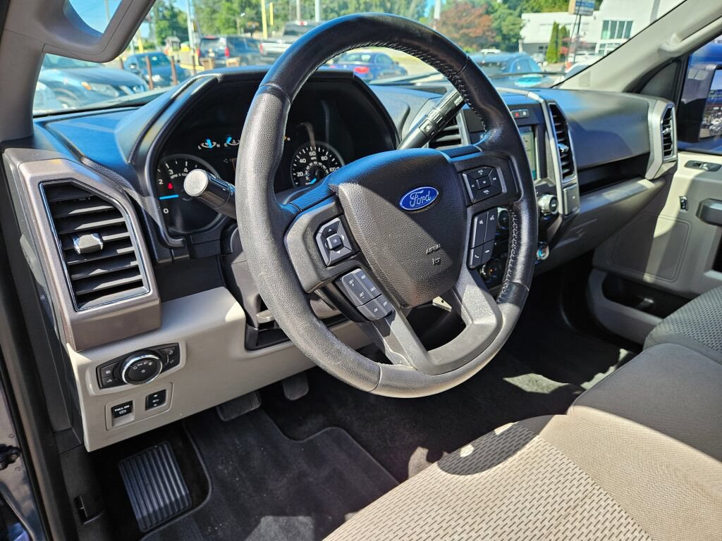 Used 2018 Ford F150 XLT w/ Equipment Group 302A Luxury AWD/4WD image 18