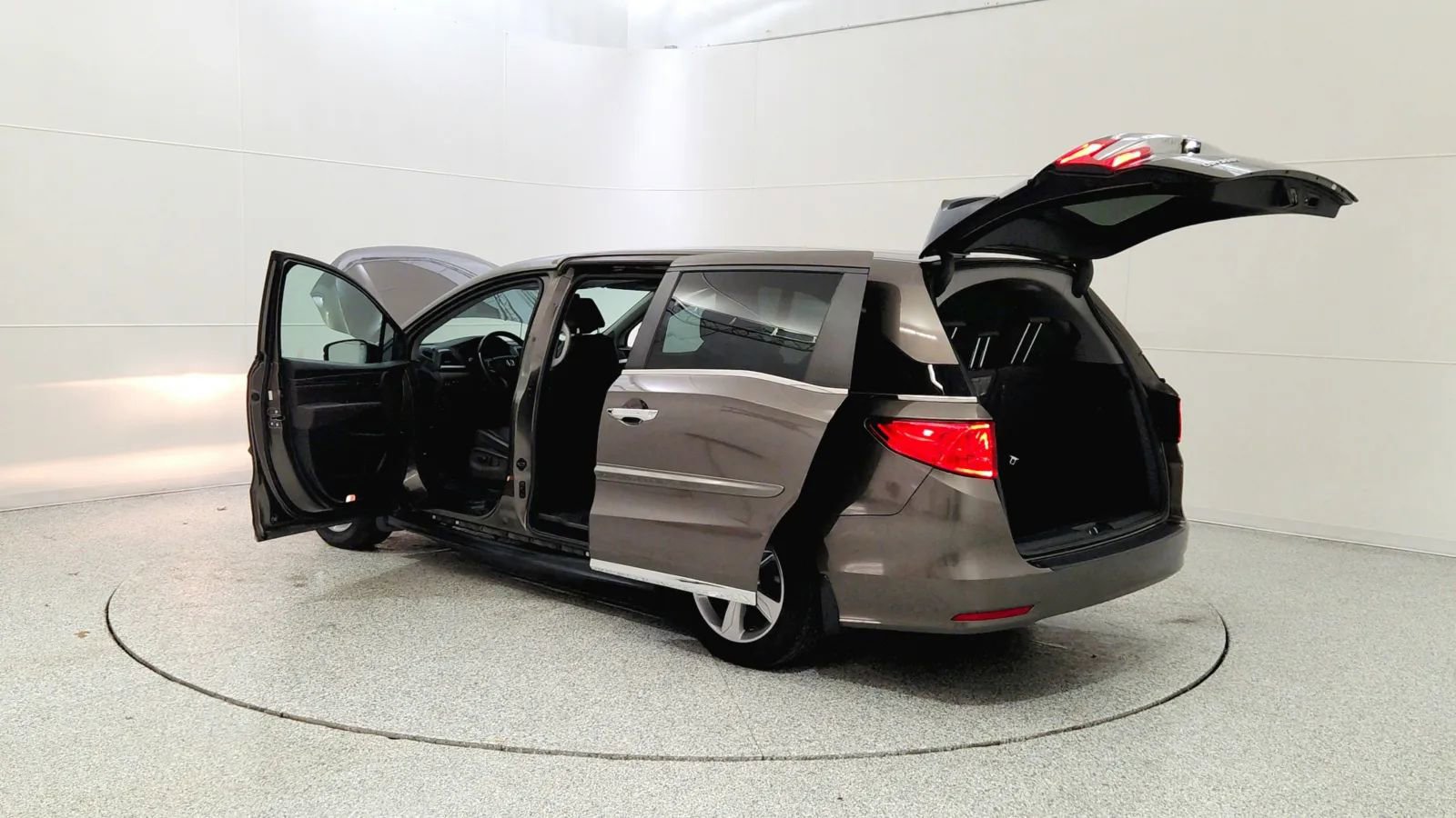 Used 2020 Honda Odyssey EX-L image 11