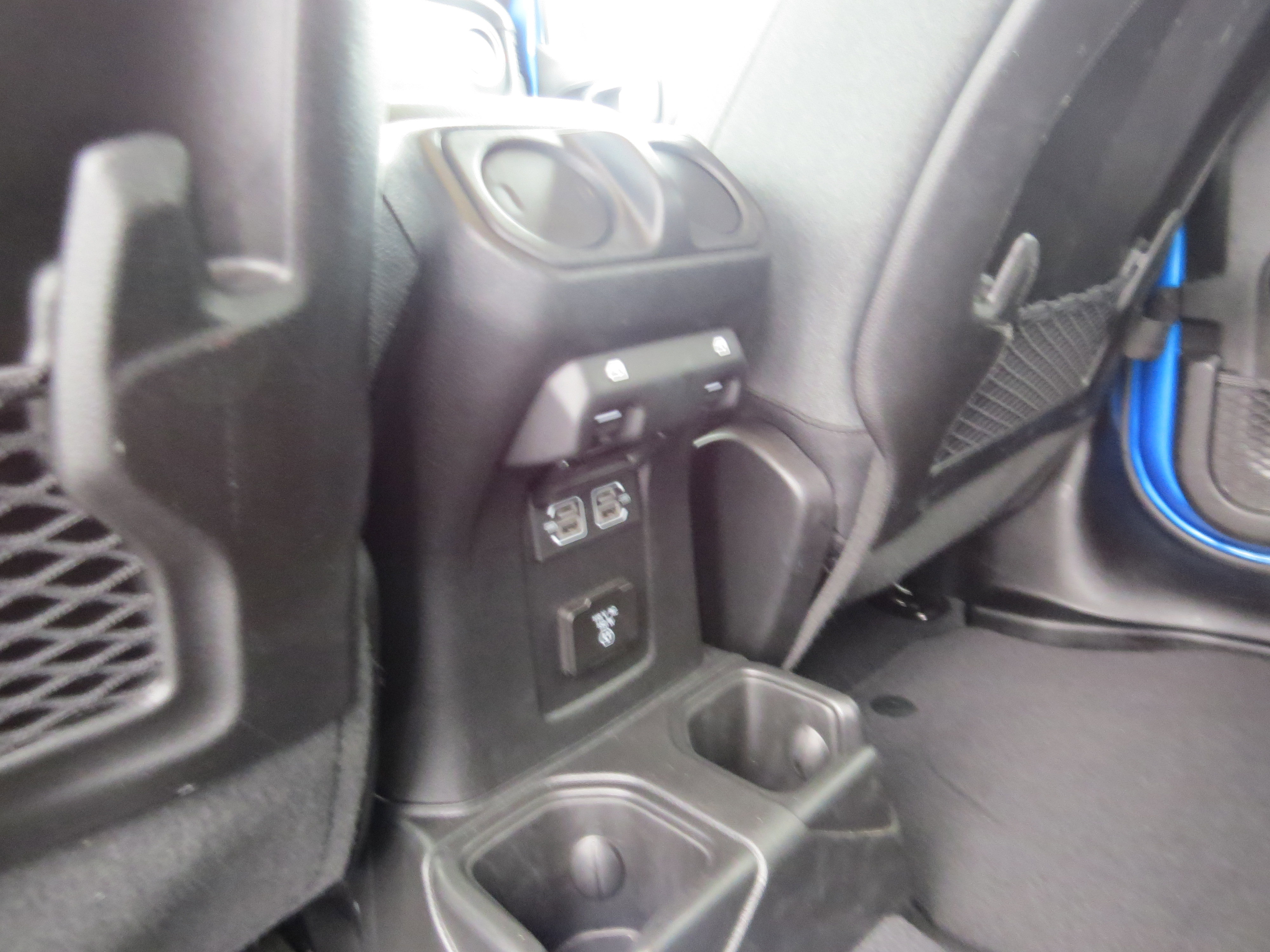 Used 2025 Jeep Wrangler Unlimited Rubicon image 14