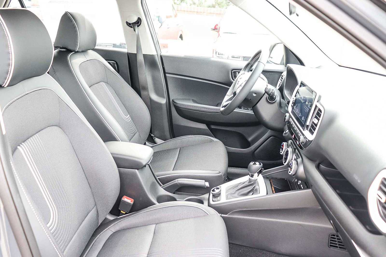New 2026 Hyundai Venue SEL FWD image 19