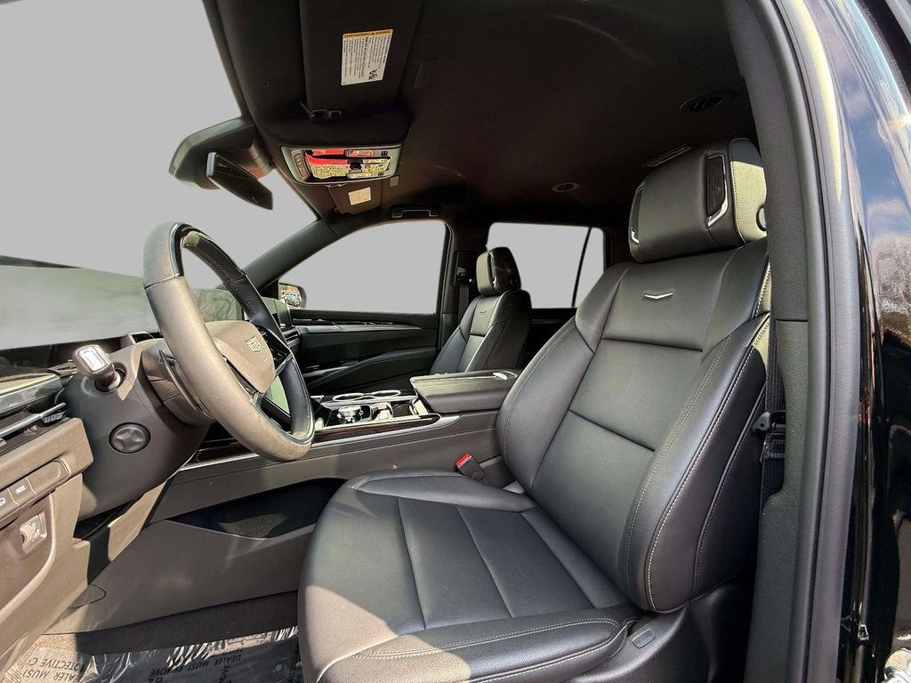 Used 2026 Cadillac Escalade 4WD w/ LPO, Floor Liner Package image 2