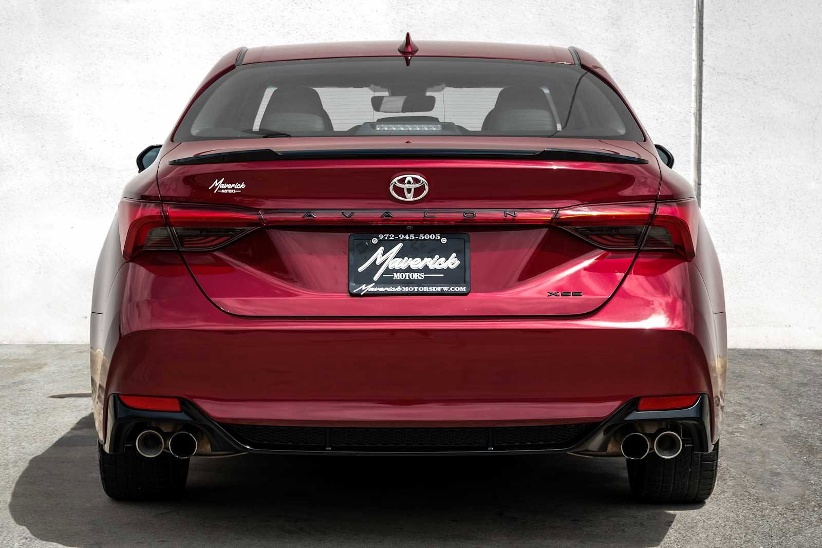 Used 2019 Toyota Avalon XSE image 10