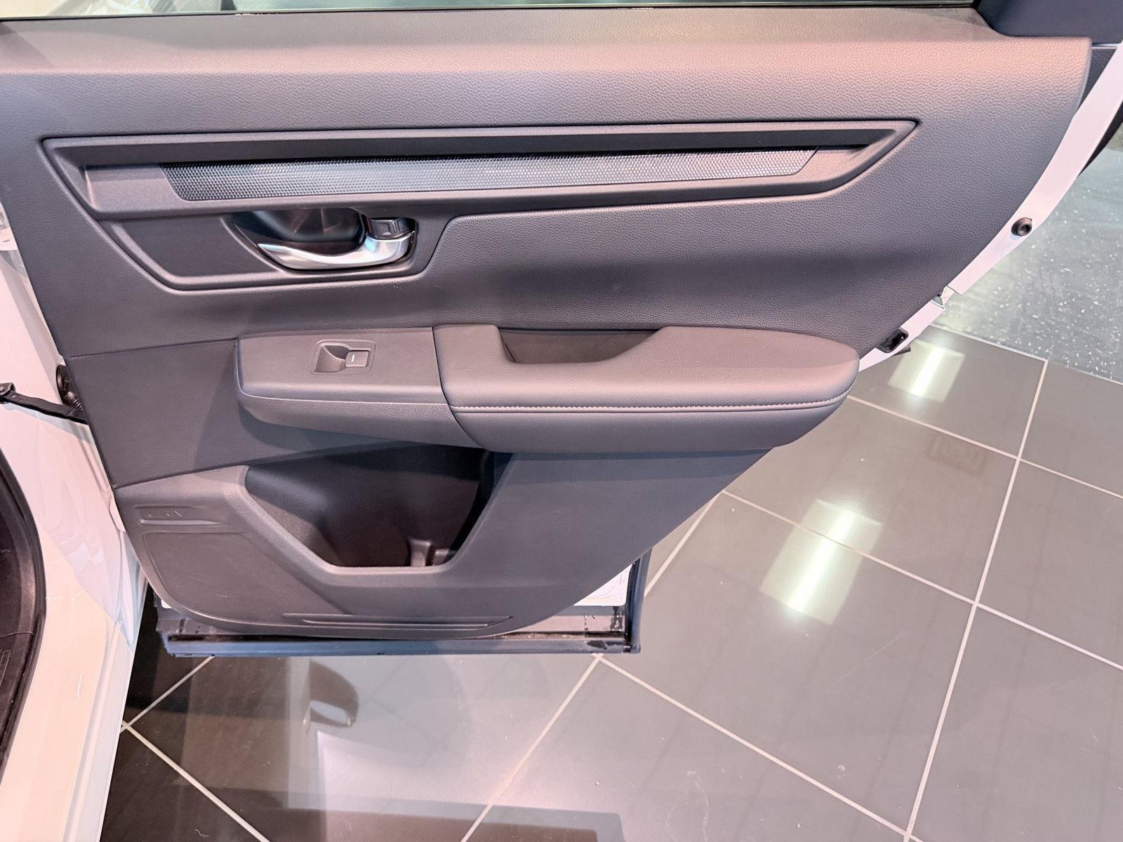 Used 2026 Honda CR-V EX image 24